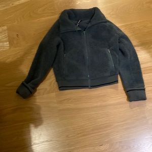 Athleta women’s green Tugga Sherpa jacket